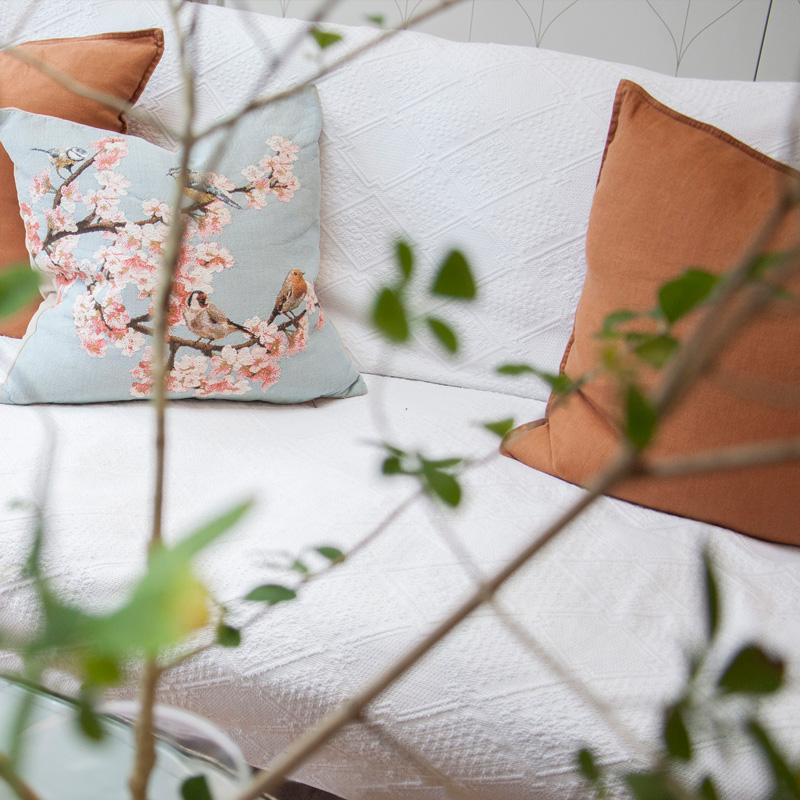 decluttering tips and Spring cleaning tips