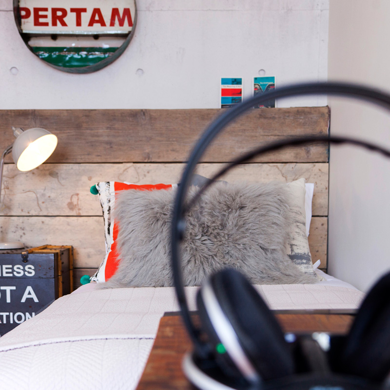 Tips to declutter and Spring clean interior detox bed electrics